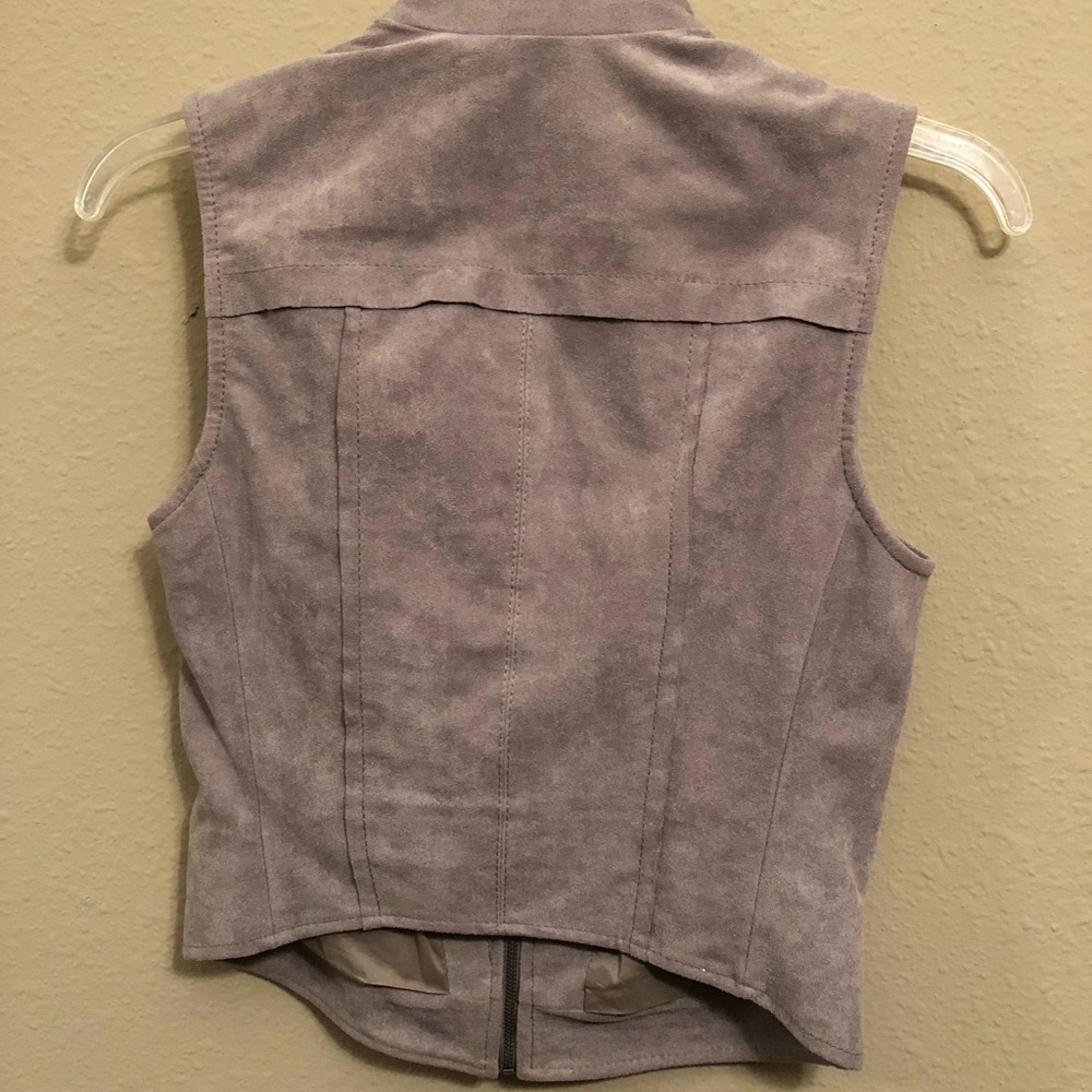 Vests - Picture 2 of 2